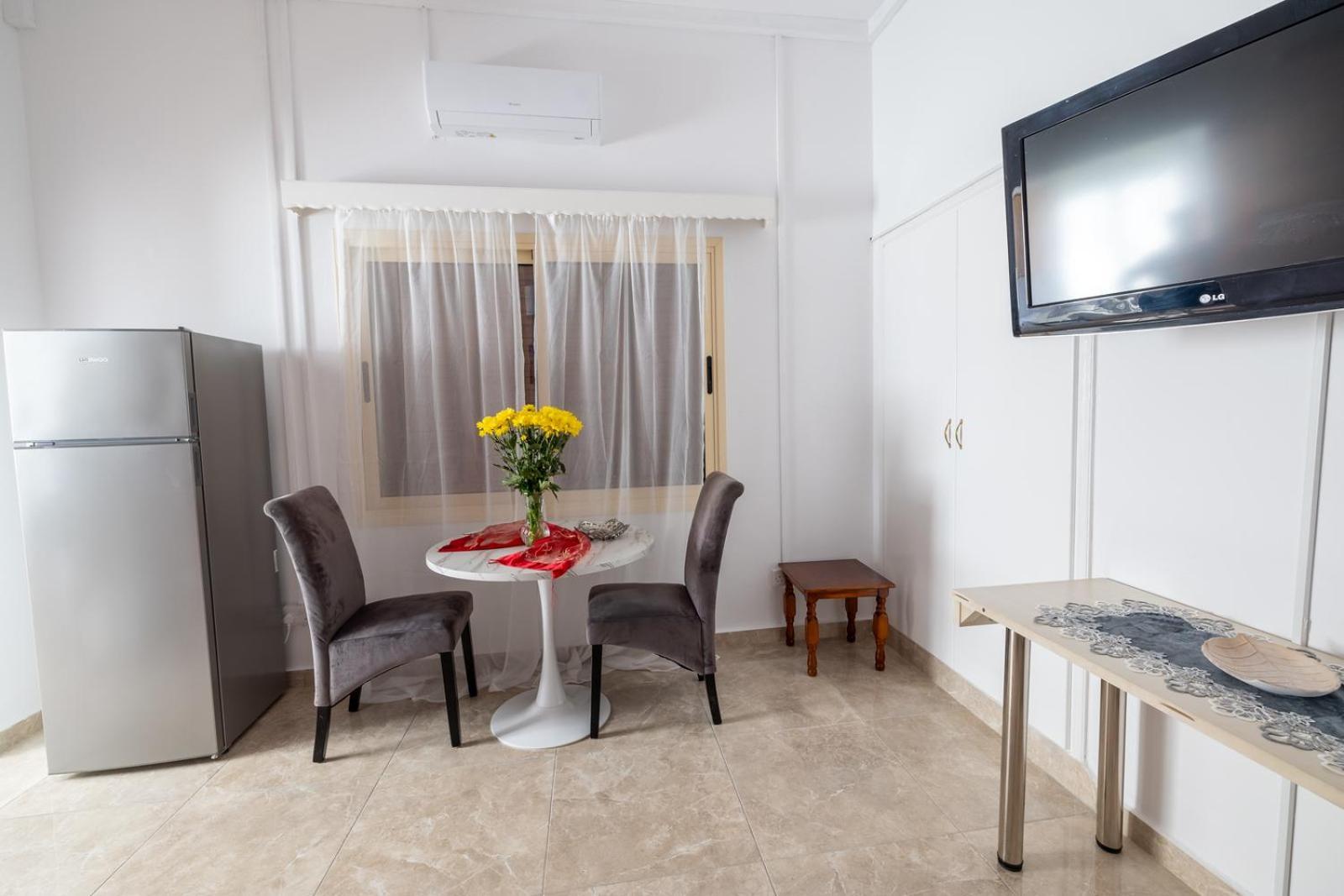Studio In The Heart Of The City Paphos Exterior photo